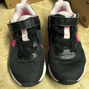 Nike sneakers girls size 11